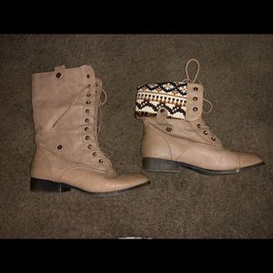 Combat boots